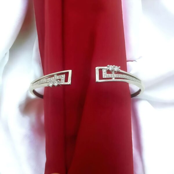 925 Sterling Silver Spring Bracelet