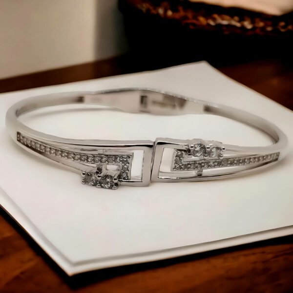 925 Sterling Silver Spring Bracelet