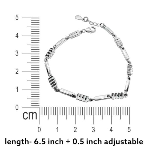 Silver Vintage Link Bracelet Measuring