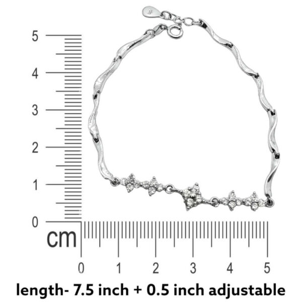 Silver Tennis Bracelet Measuring
