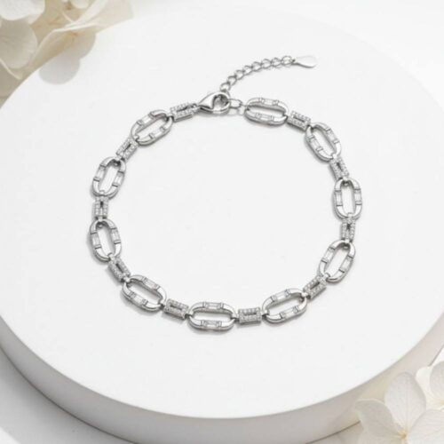 Oval Link Silver Bracelet for Women white surface