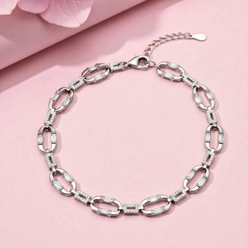 Oval Link Silver Bracelet for Women pink surface
