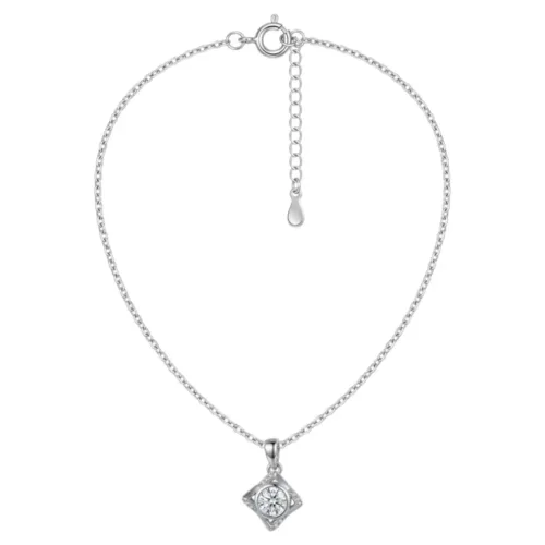Full top view showing the secure clasp and delicate link chain of the 925 silver solitaire pendant necklace