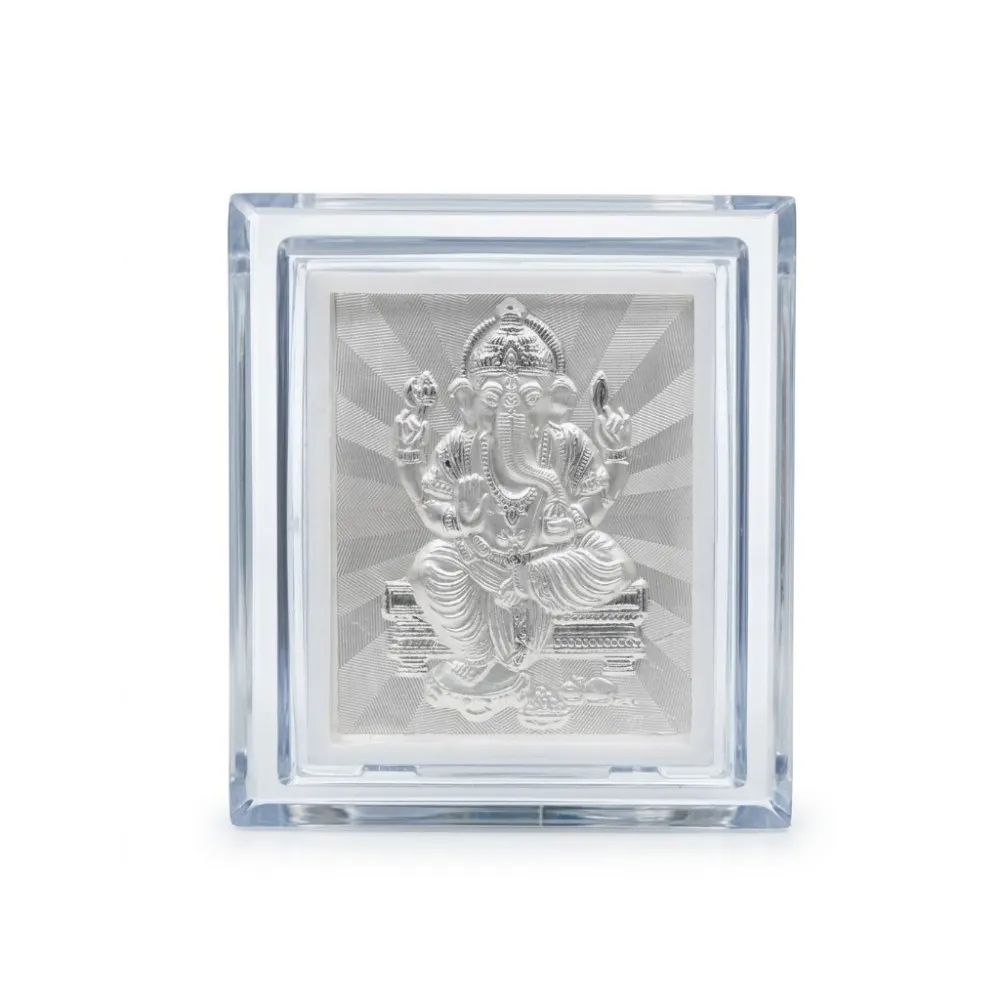 Small Silver Ganesh Frame Front view of the small silver ganesh frame crafted in 999 pure silver, perfectly secured inside a clear acrylic case.